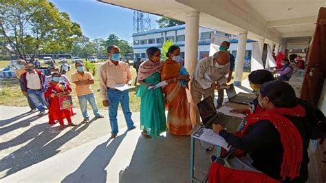 WB launches 'Chokher Alo’scheme: Free Eye Care for Farmers and Ever.